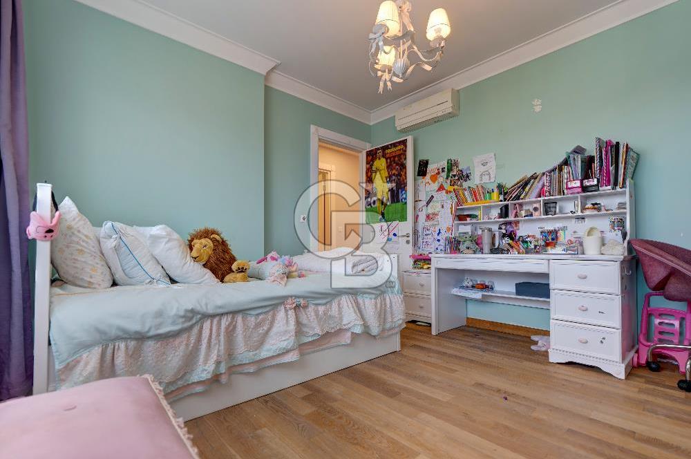 FENERYOLU'NDA BAĞDAT CAD.YAKIN DENİZ MANZARALI 6+2 DUBLEKS DAİRE