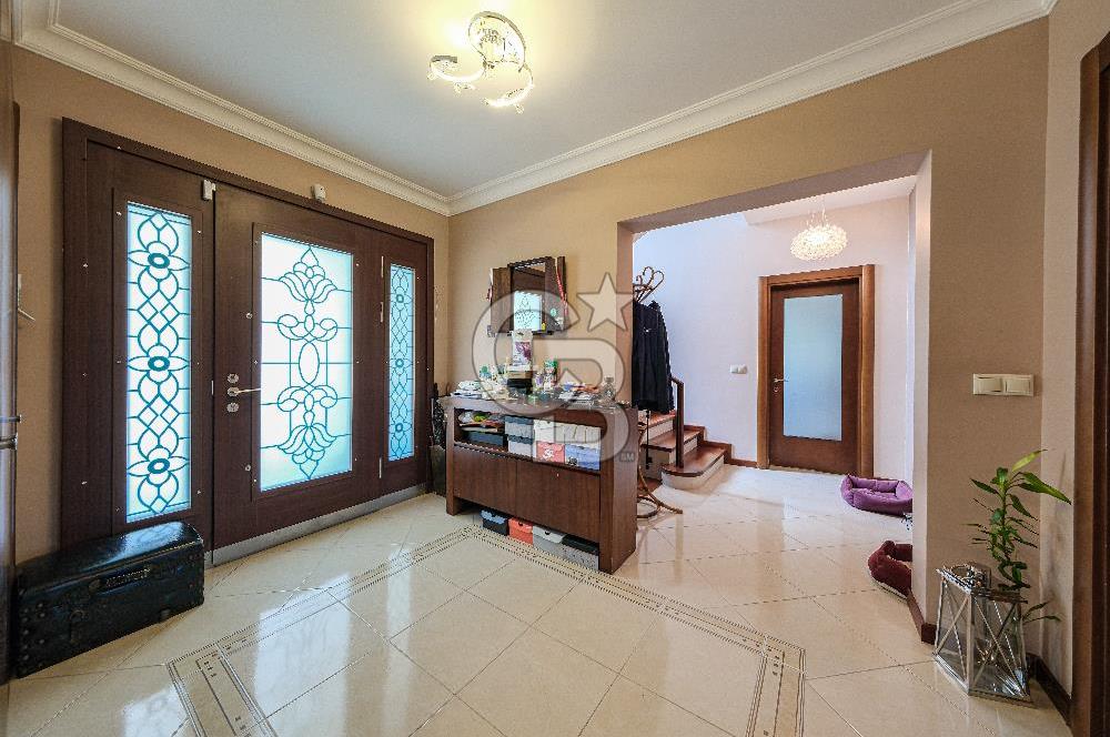 Tepeören Koru Evleri'nde Köşe Parsel, Özel Bahçeli Lüks Villa
