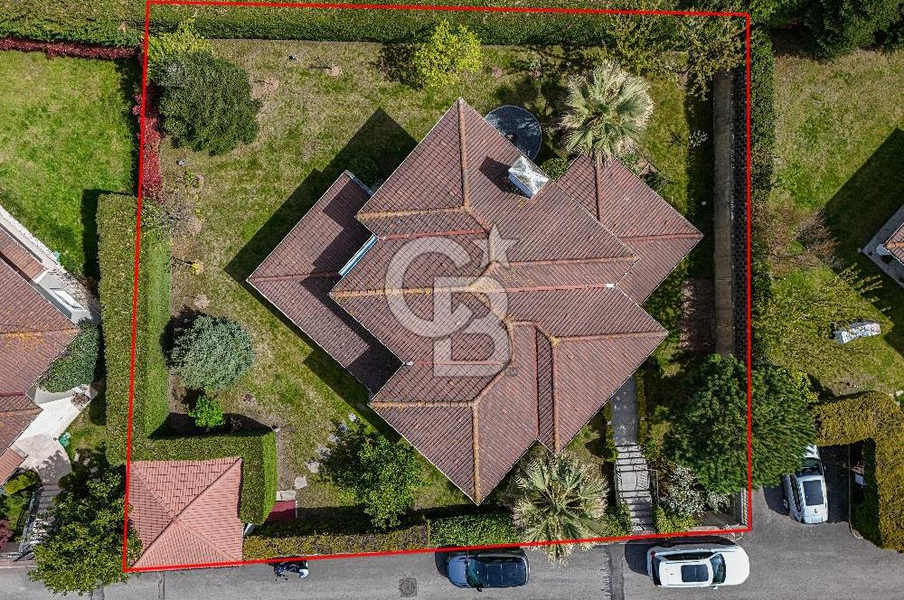 Tepeören Koru Evleri'nde Köşe Parsel, Özel Bahçeli Lüks Villa
