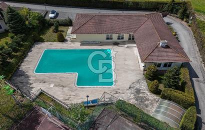 Tepeören Koru Evleri'nde Köşe Parsel, Özel Bahçeli Lüks Villa