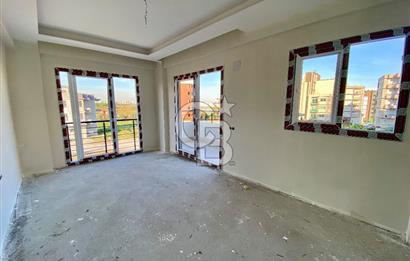 MERSİN MEZİTLİ KUYULUK MAHALLESİ’NDE 2+1 SATILIK DAİRE – ŞEHİR MANZARALI, ÜÇ CEPHELİ