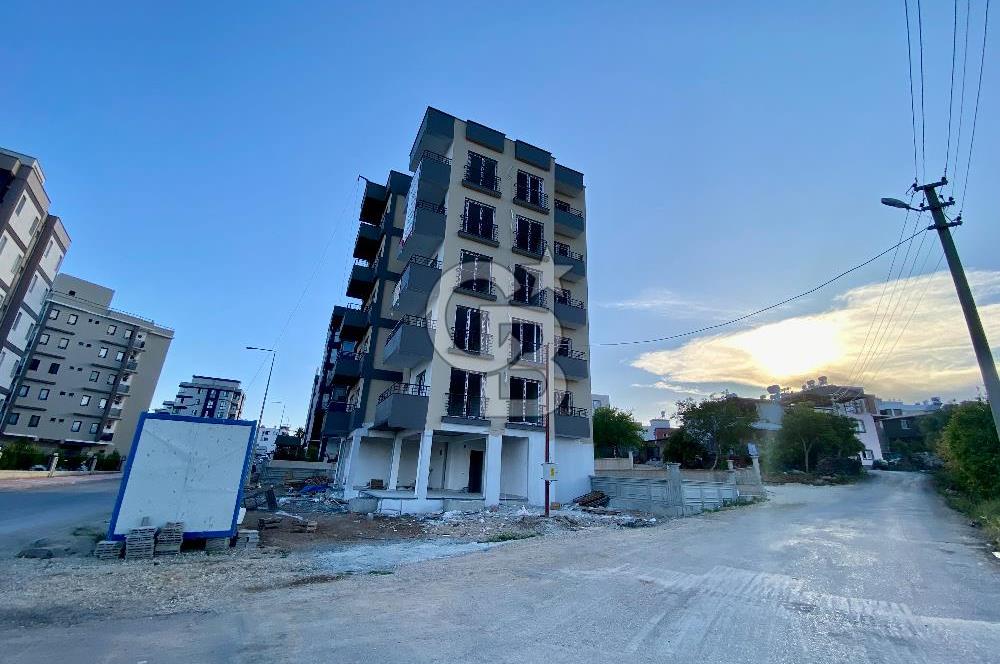 MERSİN MEZİTLİ KUYULUK MAHALLESİ’NDE 2+1 SATILIK DAİRE – ŞEHİR MANZARALI, ÜÇ CEPHELİ