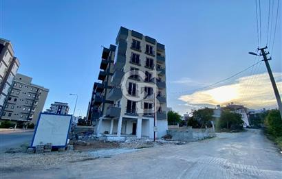 MERSİN MEZİTLİ KUYULUK MAHALLESİ’NDE 2+1 SATILIK DAİRE – ŞEHİR MANZARALI, ÜÇ CEPHELİ