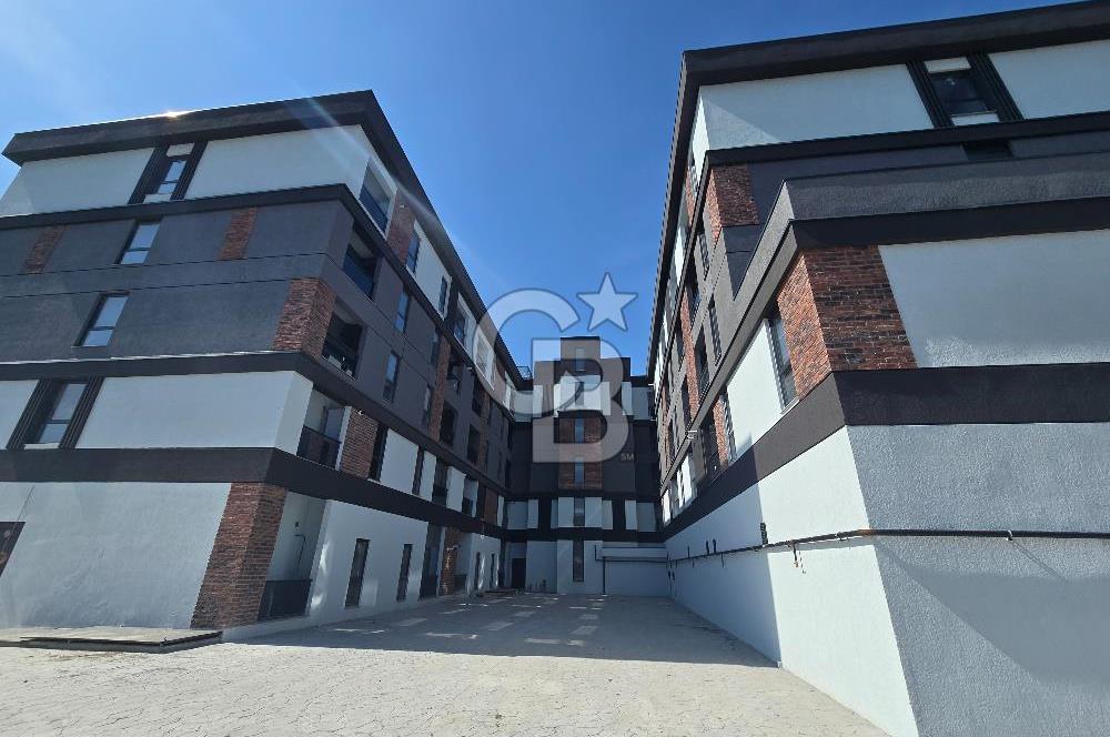 SAKARYADA YÜKSEK KİRA GETİRİ 1+1 SATILIK DAİRE E.A.HASTANE YANI