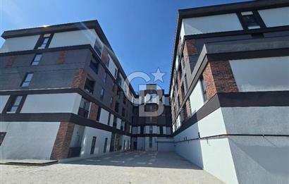 SAKARYADA YÜKSEK KİRA GETİRİ 1+1 SATILIK DAİRE E.A.HASTANE YANI