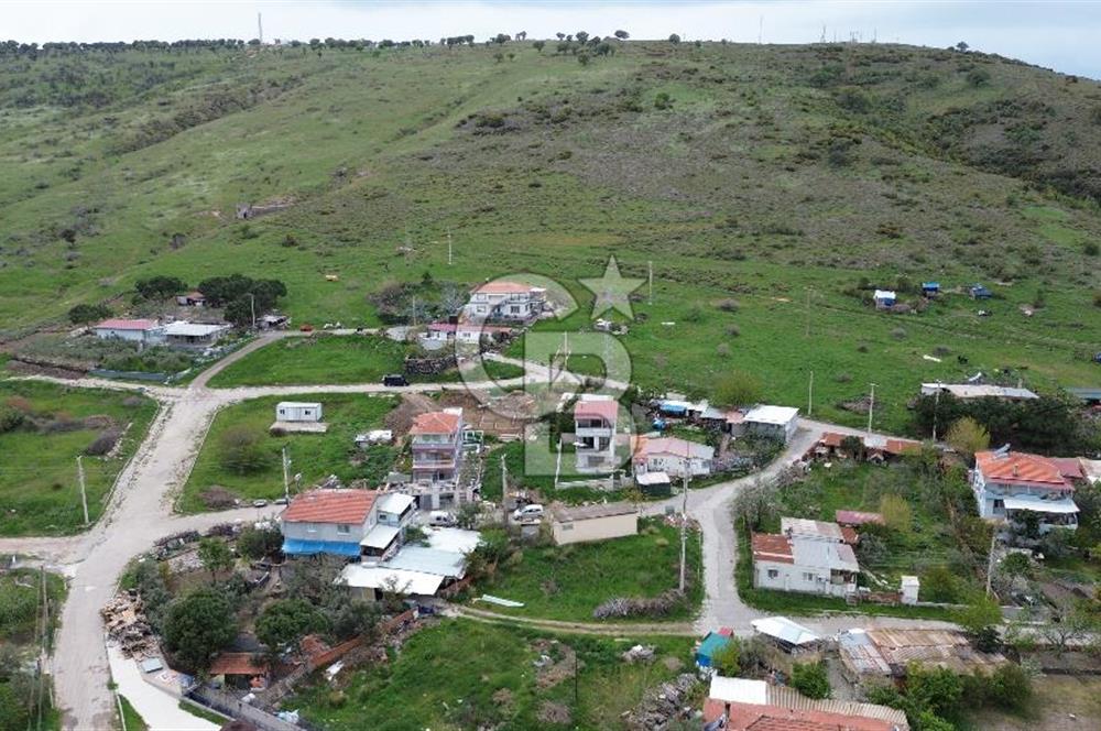 ALİAĞA ÇALTILIDERE'DE KÖY İÇERİSİNDE (250M2) SATILIK İMARLI ARSA