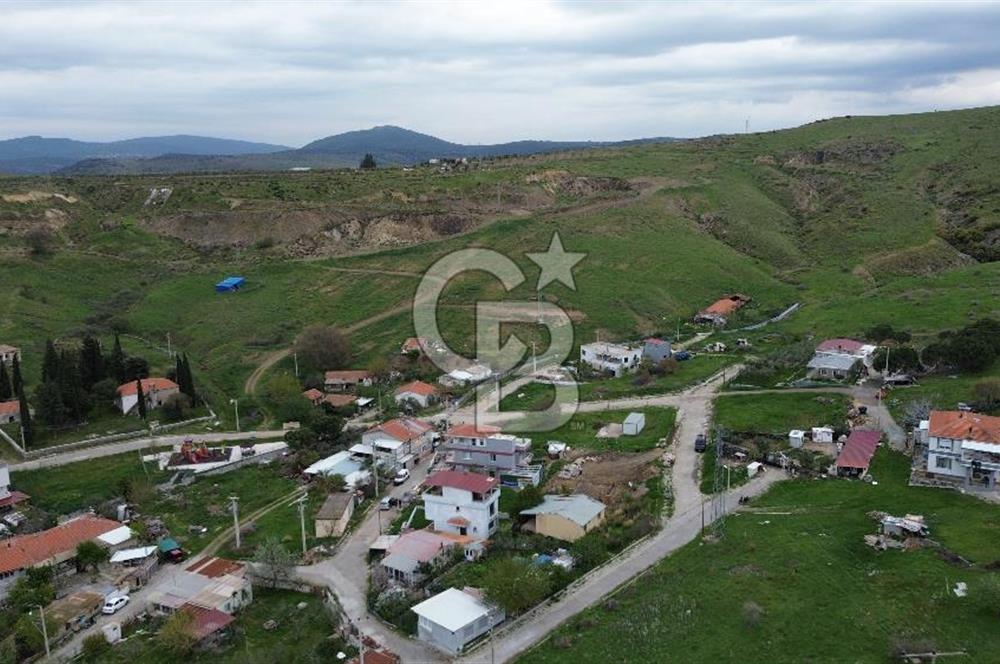ALİAĞA ÇALTILIDERE'DE KÖY İÇERİSİNDE (250M2) SATILIK İMARLI ARSA