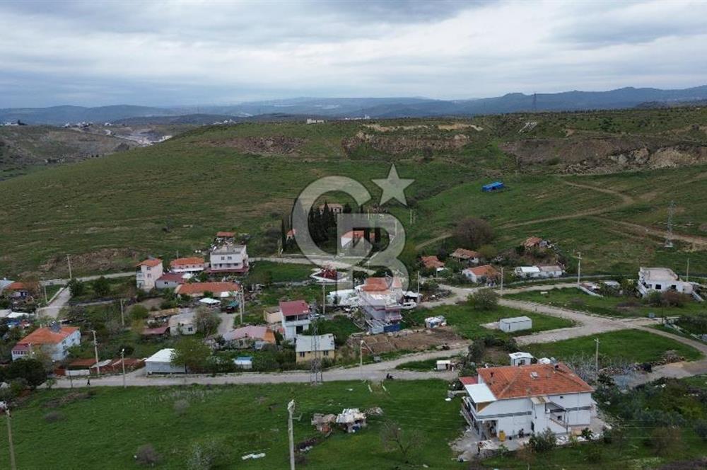ALİAĞA ÇALTILIDERE'DE KÖY İÇERİSİNDE (250M2) SATILIK İMARLI ARSA