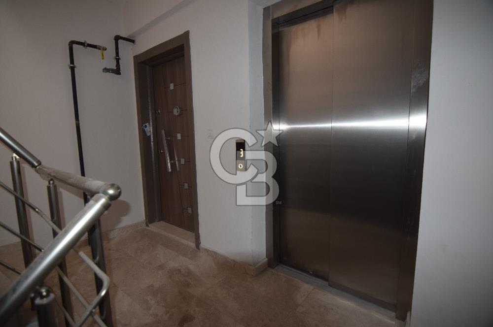 Çiğli de Satılık Geniş 3+1 dubleks daire