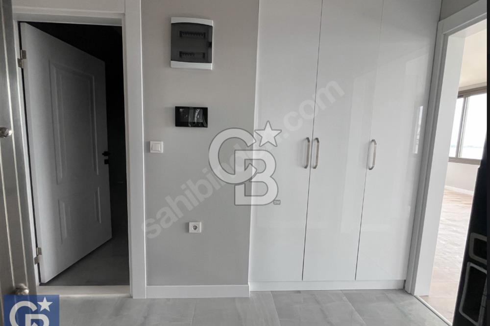 YALI MAHALLESİ'NDE SIFIR 4+2 DENİZ MANZARALI DUBLEKS