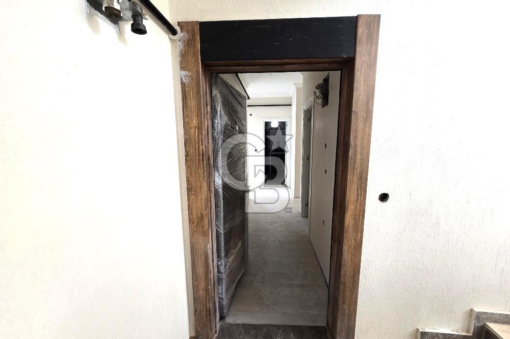 HAVUZLU SİTEDE GENİŞ TİP 2+1 KÖŞE KONUMLU SATILIK DAİRE