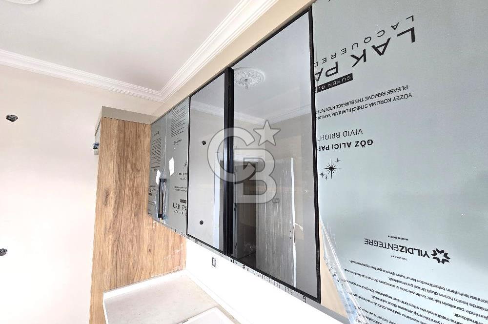 HAVUZLU SİTEDE GENİŞ TİP 2+1 KÖŞE KONUMLU SATILIK DAİRE