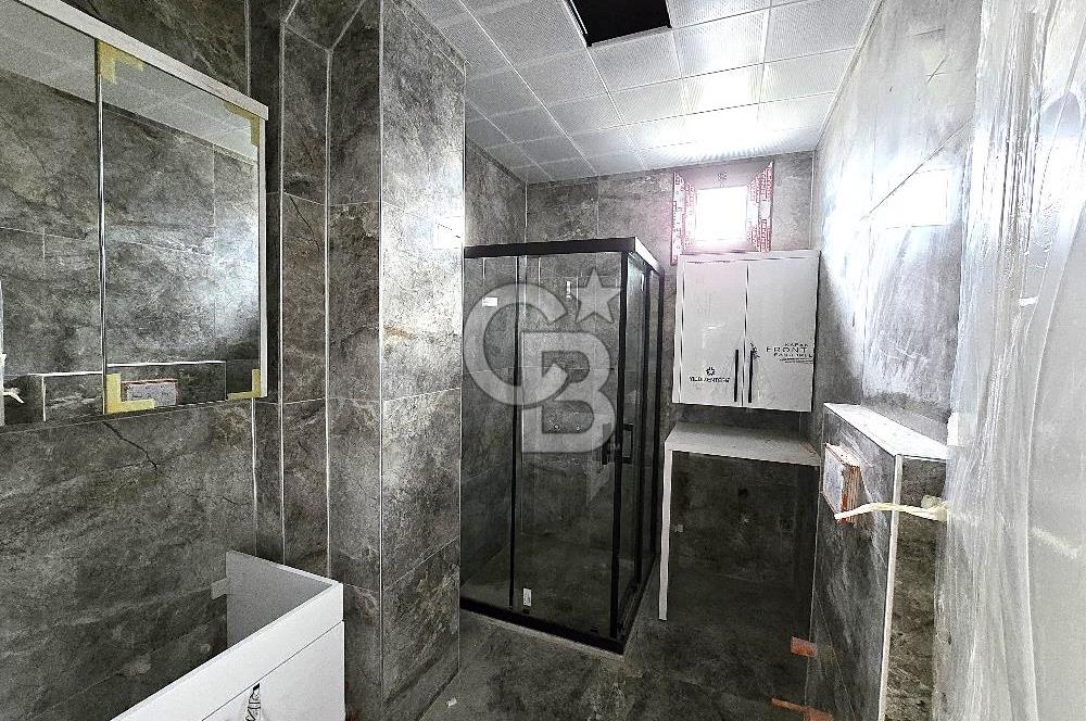 HAVUZLU SİTEDE GENİŞ TİP 2+1 KÖŞE KONUMLU SATILIK DAİRE