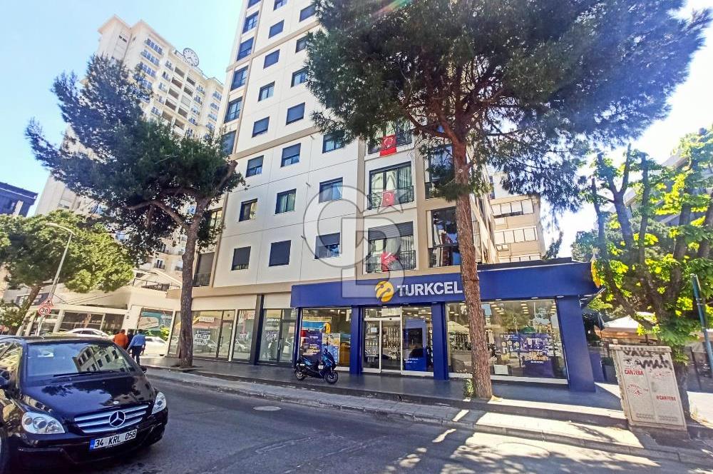 MİNİBÜS CAD. ÜZERİNDE, MÜKEMMEL KONUMDA , 16 M CEPHELİ , 97 m2