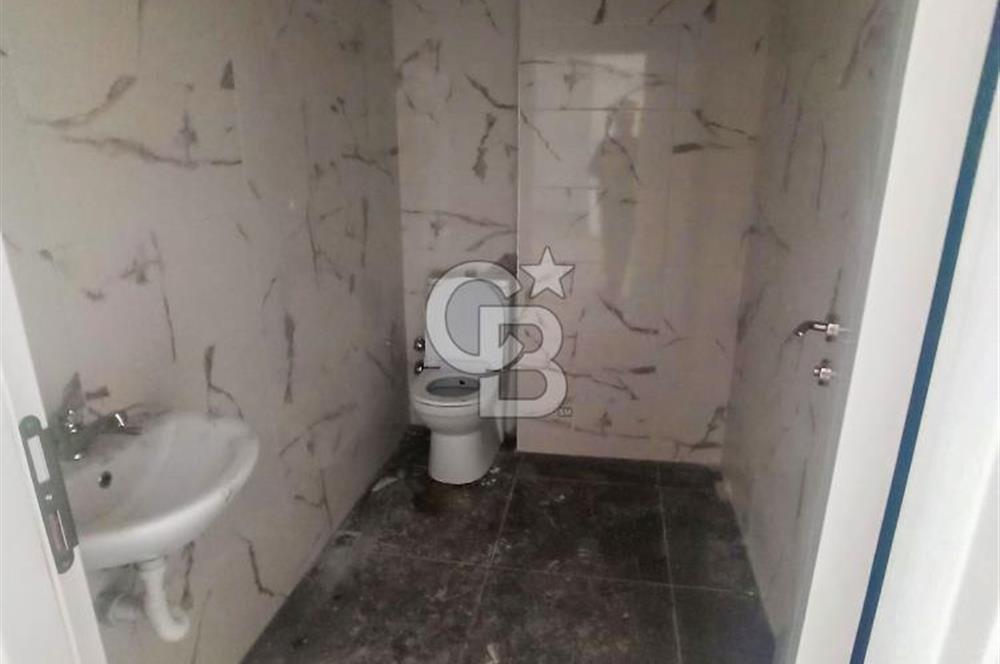 MİNİBÜS CAD. ÜZERİNDE, MÜKEMMEL KONUMDA , 16 M CEPHELİ , 97 m2