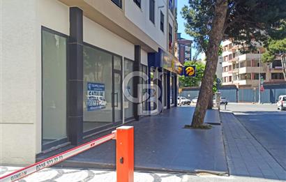 MİNİBÜS CAD. ÜZERİNDE, MÜKEMMEL KONUMDA , 16 M CEPHELİ , 97 m2