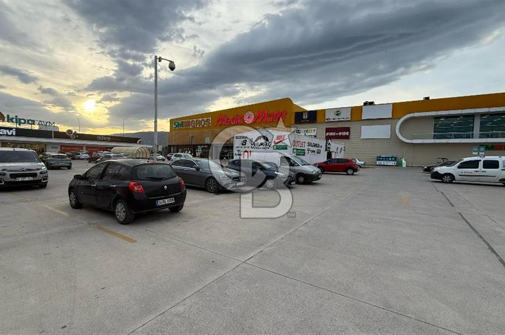 Edremit Kipa AVM'de Devren Kiralık Yüksek Ciro Potansiyelli İş Yeri