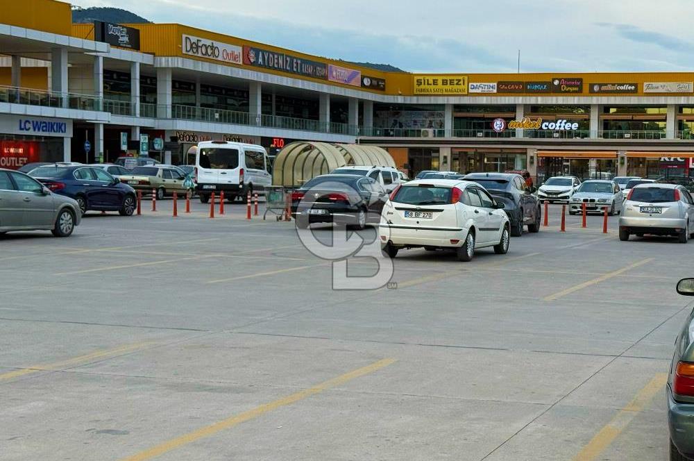 Edremit Kipa AVM'de Devren Kiralık Yüksek Ciro Potansiyelli İş Yeri
