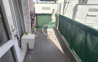 Konak Gültepe'de Köşe Konumda 90 m2 2+1 Daire Teraslı