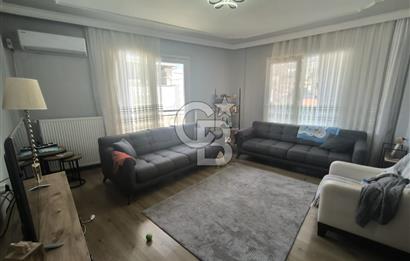 Konak Gültepe'de Köşe Konumda 90 m2 2+1 Daire Teraslı