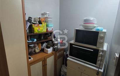 Konak Gültepe'de Köşe Konumda 90 m2 2+1 Daire Teraslı