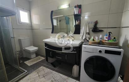 Konak Gültepe'de Köşe Konumda 90 m2 2+1 Daire Teraslı