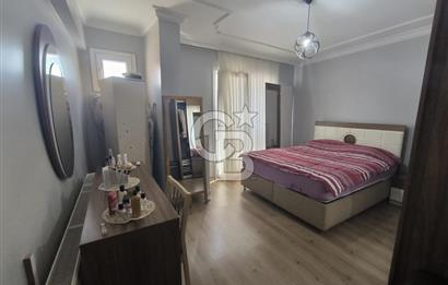 Konak Gültepe'de Köşe Konumda 90 m2 2+1 Daire Teraslı