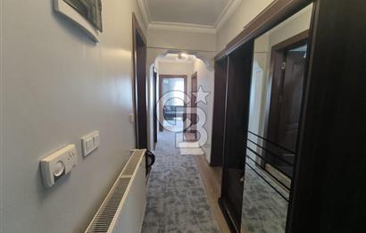 Konak Gültepe'de Köşe Konumda 90 m2 2+1 Daire Teraslı