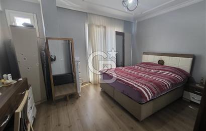 Konak Gültepe'de Köşe Konumda 90 m2 2+1 Daire Teraslı