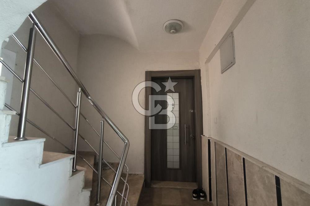 Konak Gültepe'de Köşe Konumda Ara Kat 2+1 Daire 