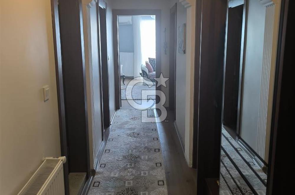 Konak Gültepe'de Köşe Konumda Ara Kat 2+1 Daire 