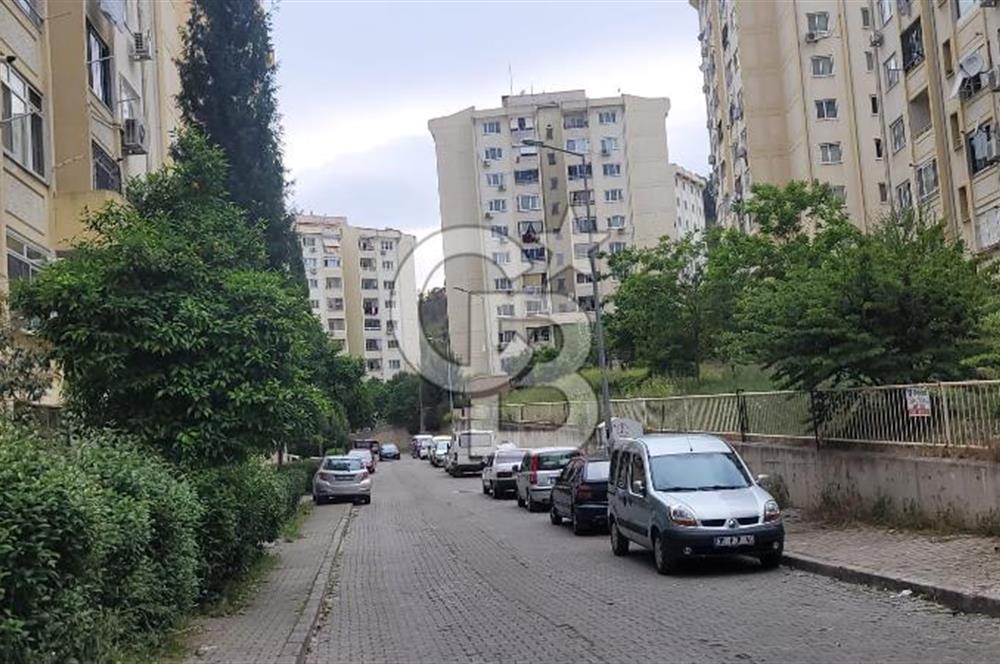 Karşıyaka Zübeyde Hanım mah.de Geniş 2+1 Satılık Daire.