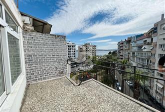 KARŞIYAKA ALAYBEYDE 2+1 SATILIK DENİZ MANZARALI DAİRE