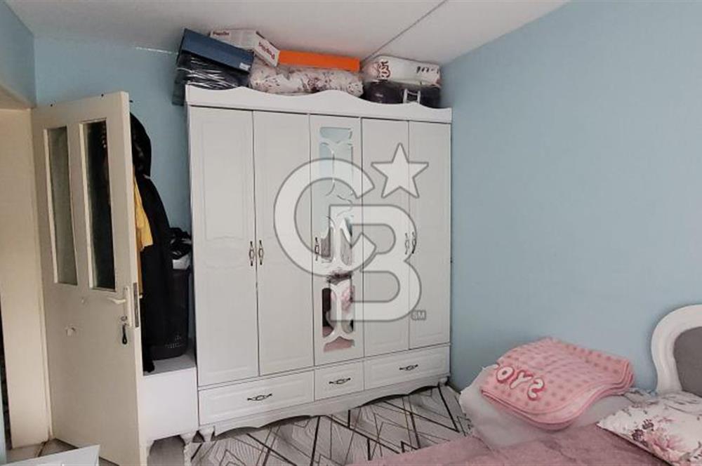 Karşıyaka Zübeyde Hanım mah.de Geniş 2+1 Satılık Daire.