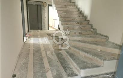 ALİAĞA MERKEZDE LÜKS TASARIMLI 1+1 SATILIK DAİRE