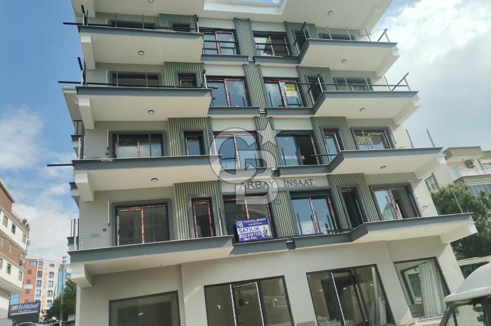 ALİAĞA MERKEZDE LÜKS TASARIMLI 1+1 SATILIK DAİRE