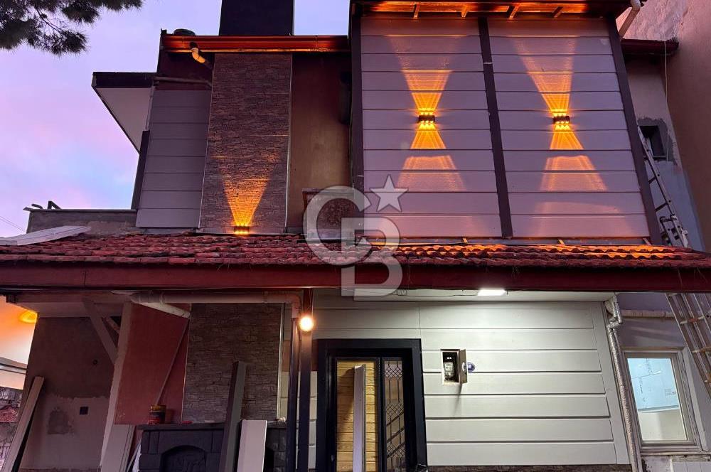 Dikili´ de Eşyalı Kiralık Bahçeli Dubleks Villa