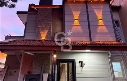 Dikili´ de Eşyalı Kiralık Bahçeli Dubleks Villa
