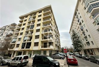 İZMİR HATAY İNÖNÜ CADDESİ ÜZERİ 3+1 EBEVEYN BANYOLU SATILIK