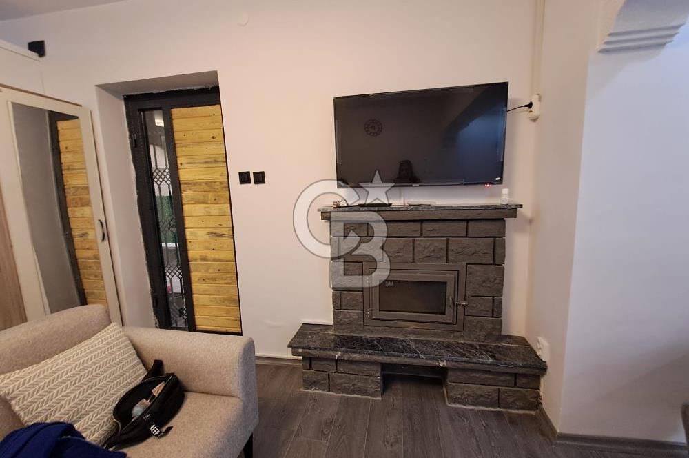 Dikili´ de Eşyalı Kiralık Bahçeli Dubleks Villa