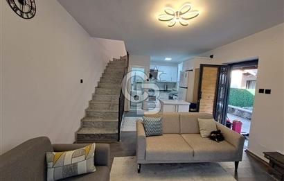 Dikili´ de Eşyalı Kiralık Bahçeli Dubleks Villa