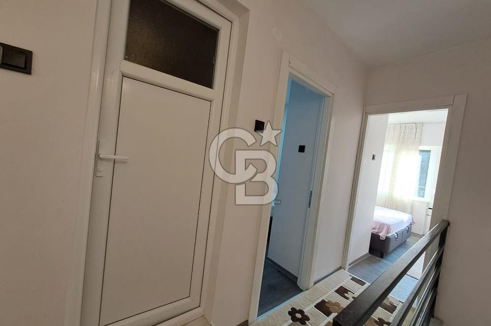 Dikili´ de Eşyalı Kiralık Bahçeli Dubleks Villa