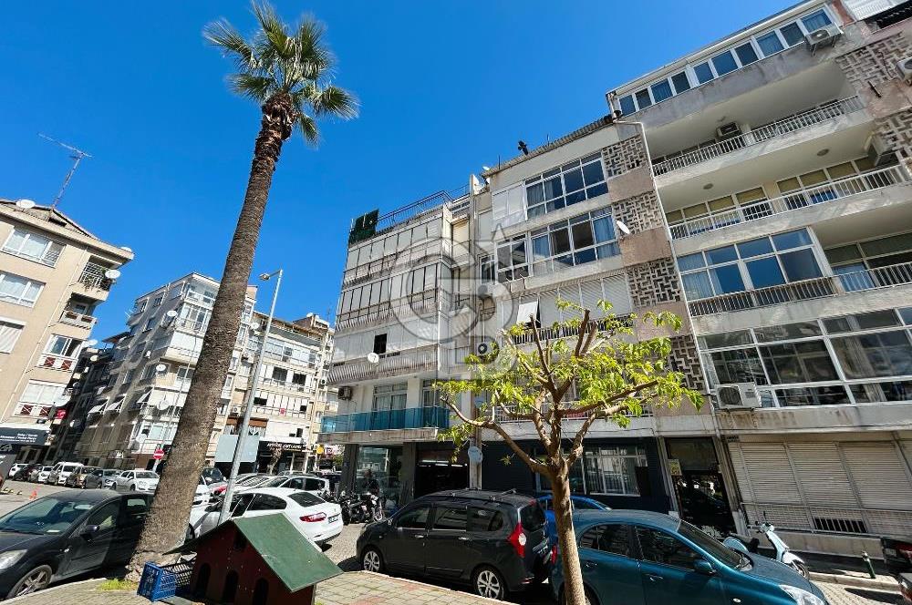 KARŞIYAKA ALAYBEYDE 2+1 SATILIK DENİZ MANZARALI DAİRE