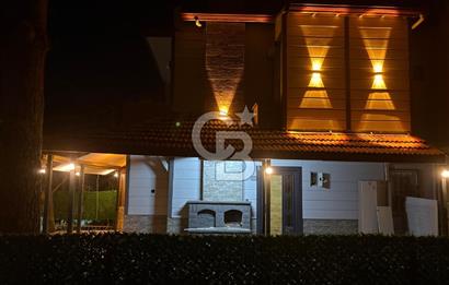 Dikili´ de Eşyalı Kiralık Bahçeli Dubleks Villa