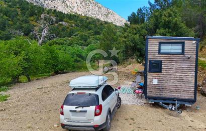 DATÇA HIZIRŞAHTA İÇİNDE TINYHOUSE OLAN MEYVE BAHÇESİ YOLU OLAN 
