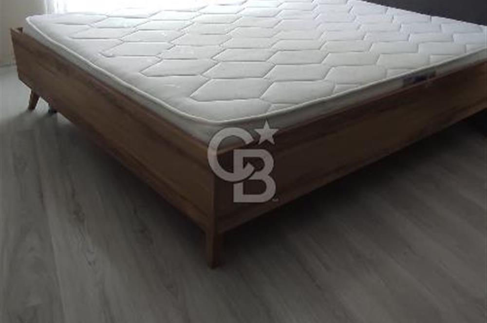 ŞİŞHANE MEYDANINDA KİRALIK DAİRE/ iŞYERİ