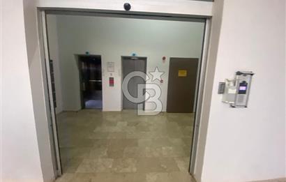 Çiğli Evka 5'te Palmiye Teras Park Sitesinde Kiralık 1+1