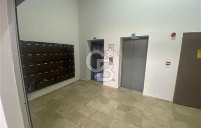 Çiğli Evka 5'te Palmiye Teras Park Sitesinde Kiralık 1+1