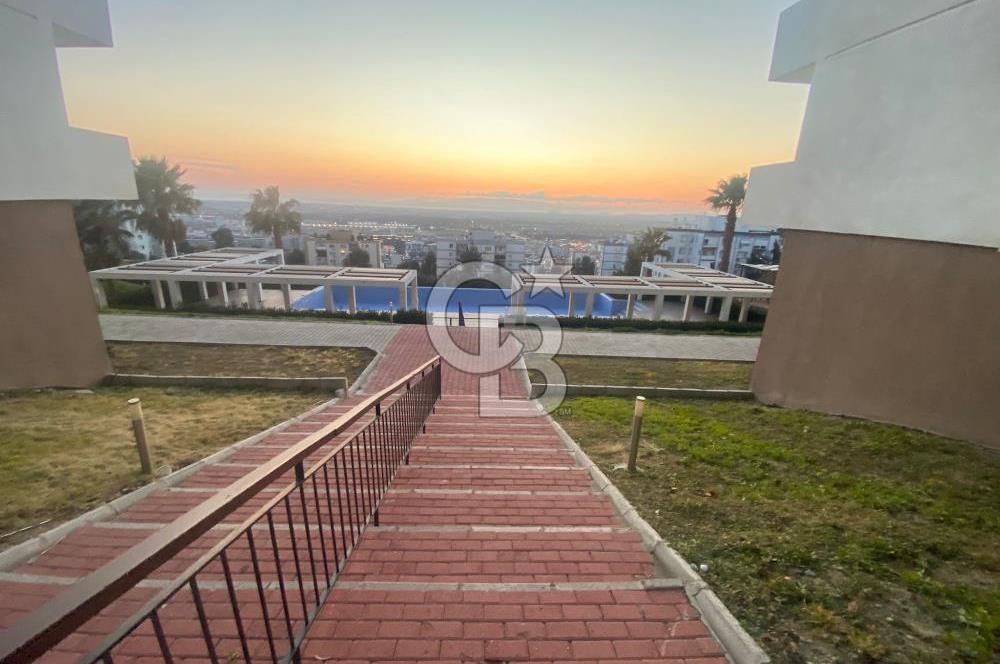 Çiğli Evka 5'te Palmiye Teras Park Sitesinde Kiralık 1+1