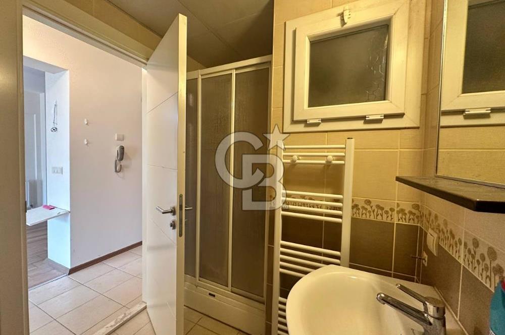 Çiğli Evka 5'te Palmiye Teras Park Sitesinde Kiralık 1+1